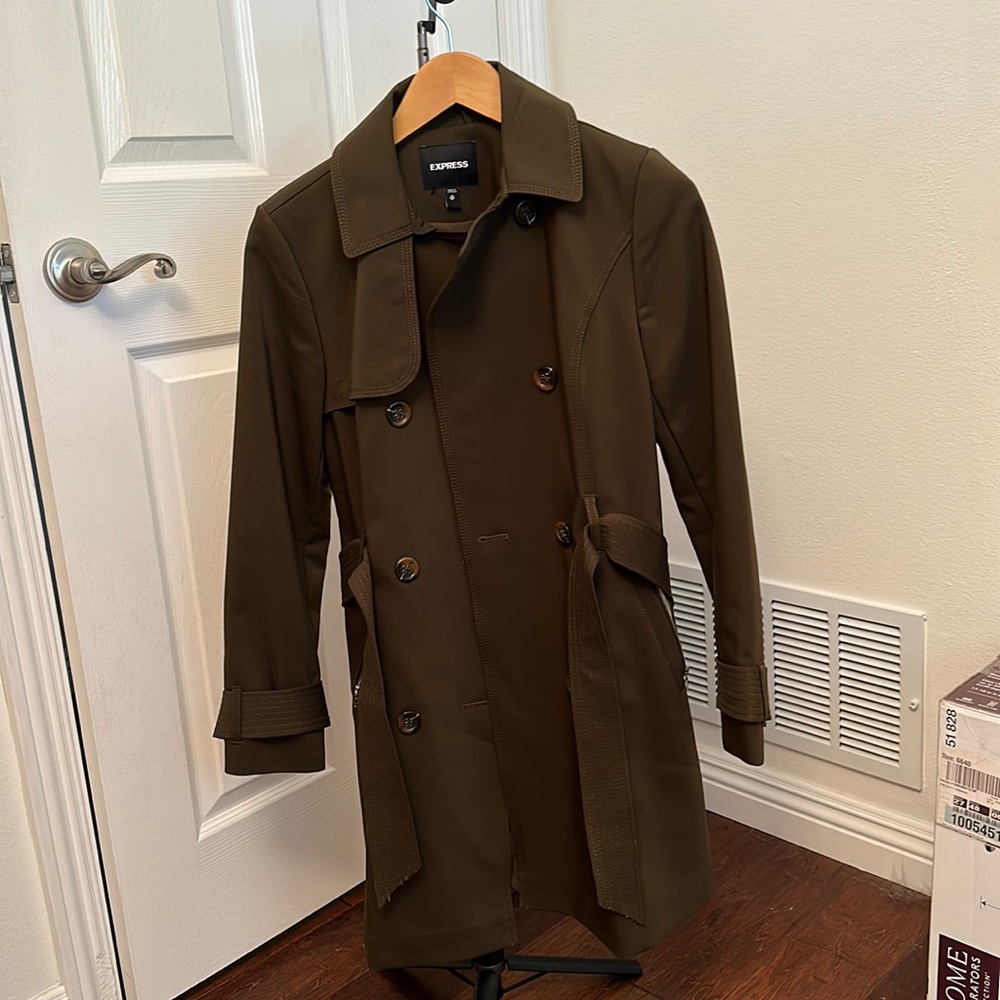 Olive green knee length trench coat. Only worn once.